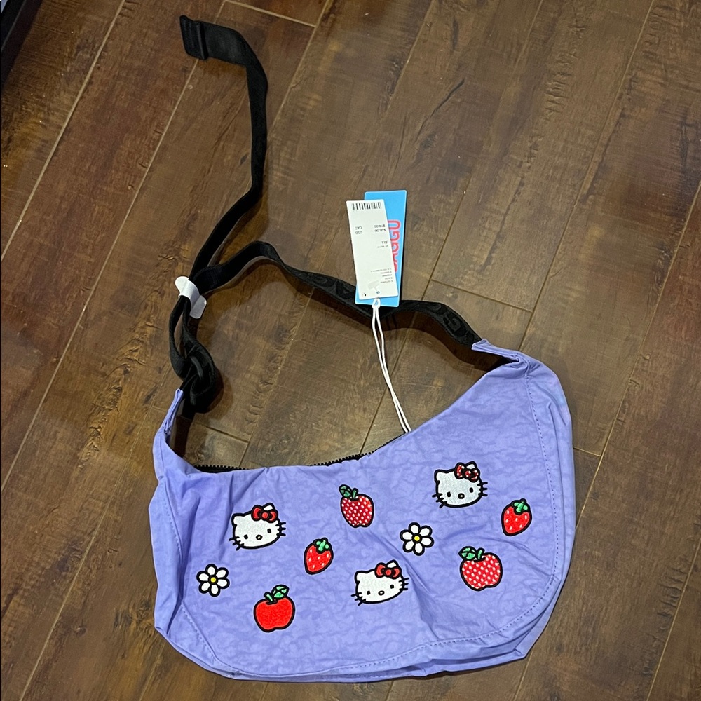 BAGGU x Hello Kitty crescent bag
